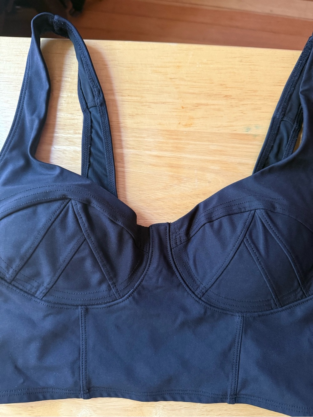 Women’s Fabletics Charolette low impact Black padded sports bra size small - Picture 3 of 5